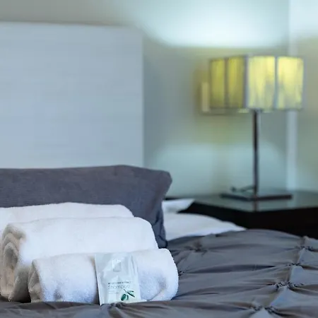 Modern Red Flat In *