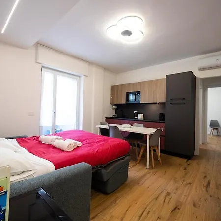 Modern Red Flat In * Verona