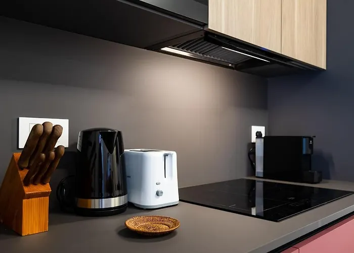 Lejlighed Modern Red Flat In