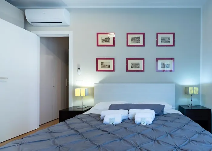 Modern Red Flat In *