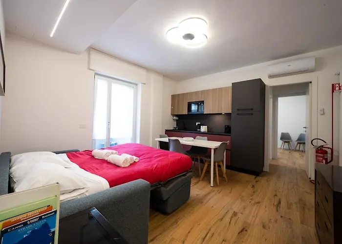 Modern Red Flat In * Verona